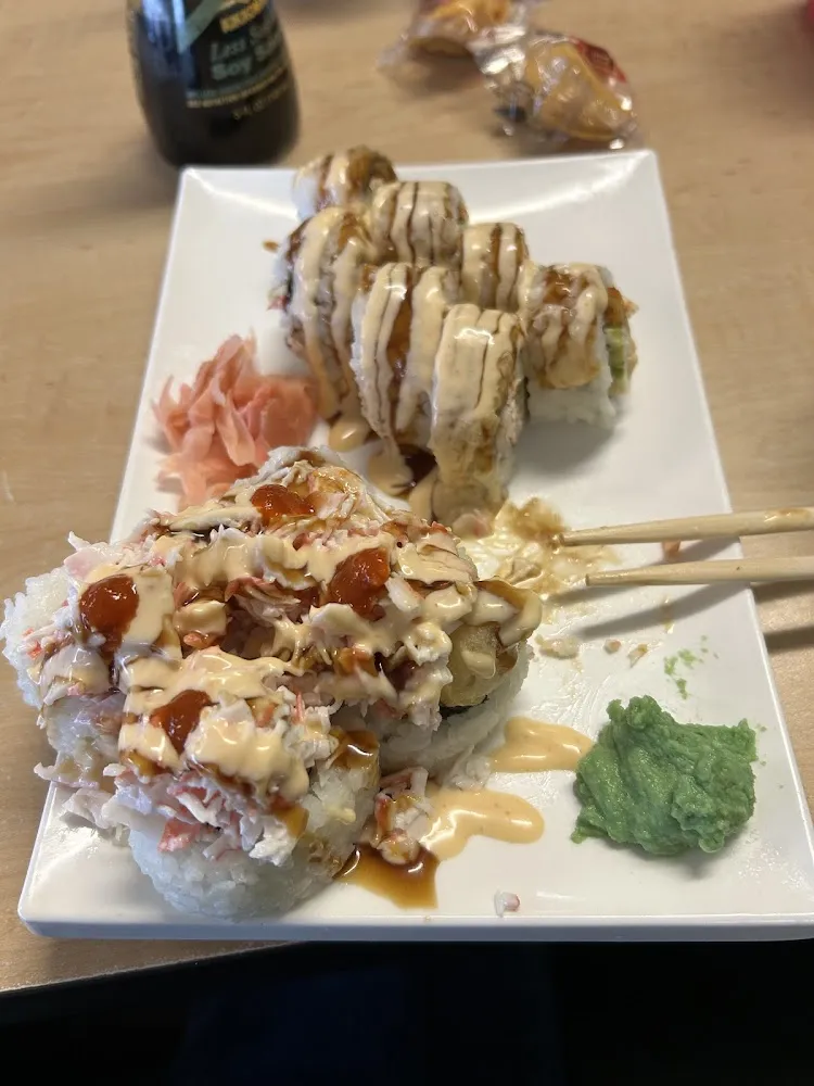 Spicy Tuna Roll and Little Rock Roll